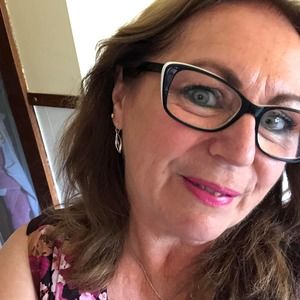 Meet your Posher, Catherine